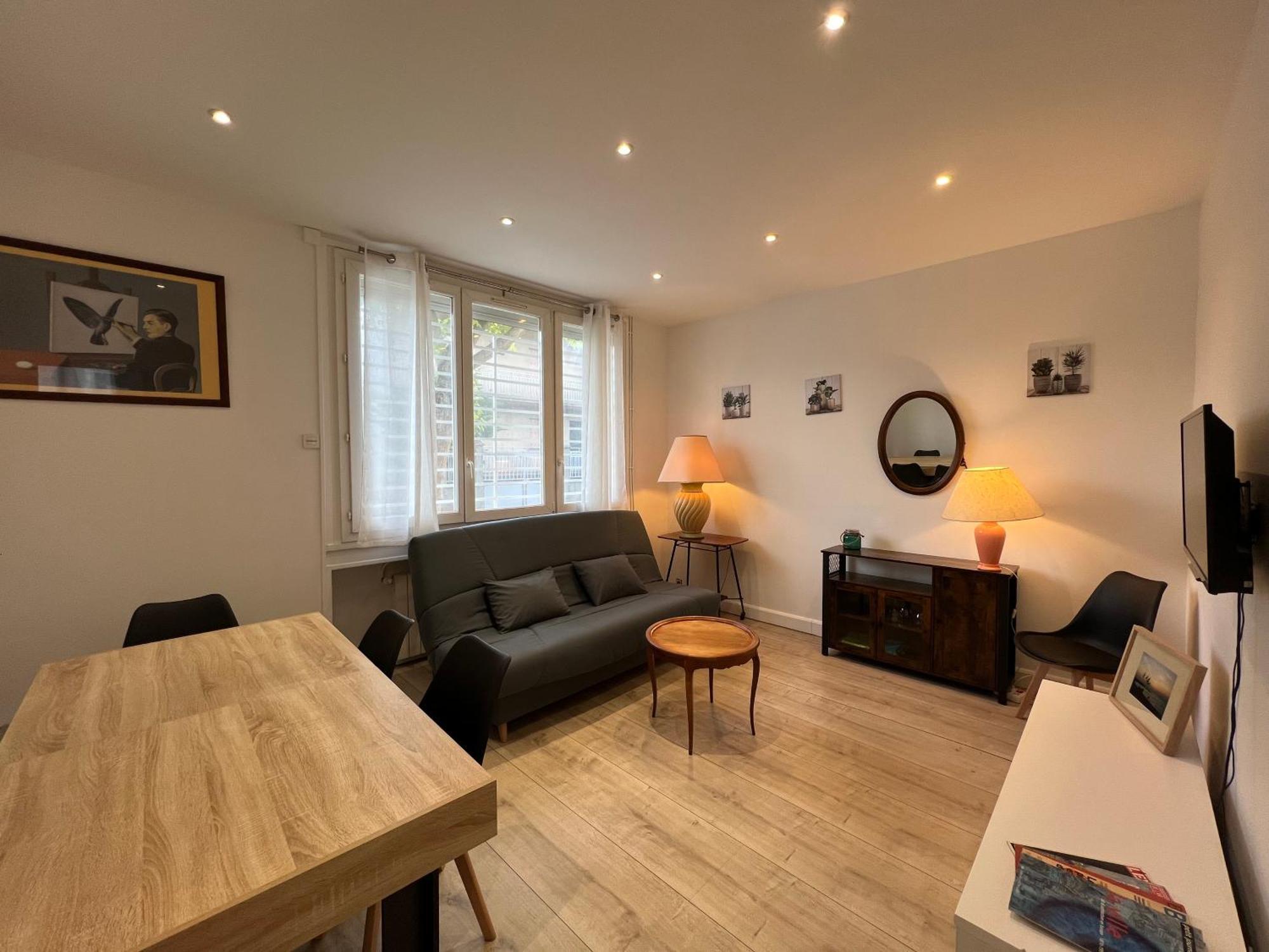 Apartment A Deux Pas Du Stade De France La Courneuve